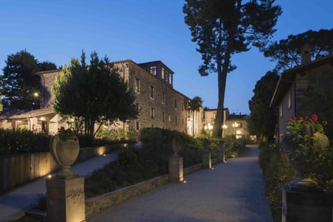 Property building, Night, Garden, Garden view