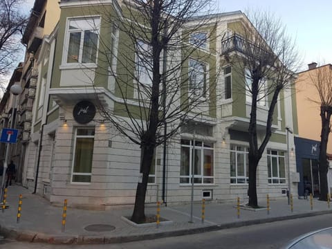JUST rooms & wine Hotel in Varna