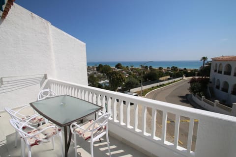 View (from property/room), Balcony/Terrace, Sea view, Street view