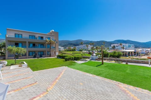 Theo Star Beach Hotel Apartment hotel in Malia, Crete