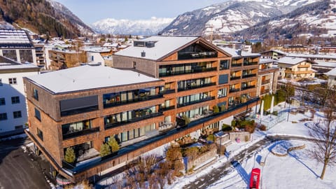 Property building, Winter