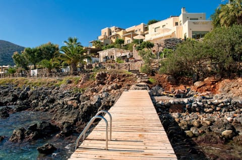 Facade/entrance, Beach, Area and facilities