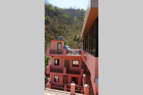 Holistic stay with Yoga sessions Bed and Breakfast in Rishikesh