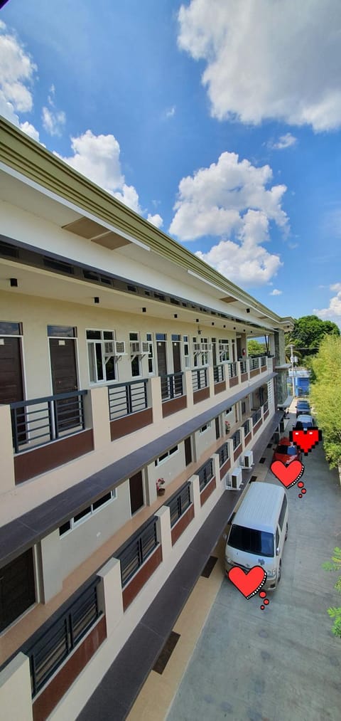 Felicidad Resto and Pension House Inn in Davao Region