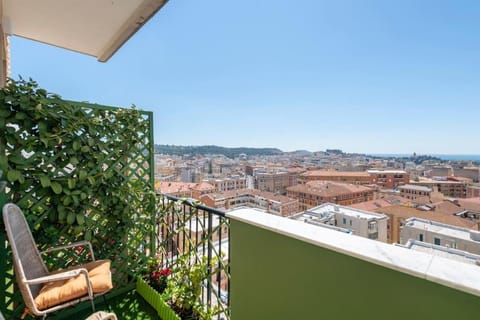 Eleventh Floor Suites Pensão in Cagliari