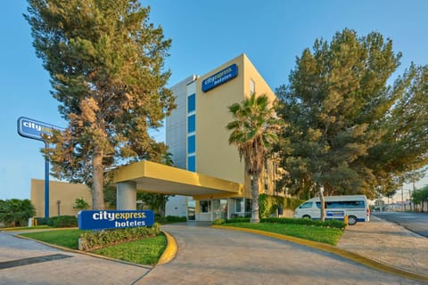 City Express by Marriott Saltillo Norte Hotel in Saltillo