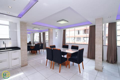 Moderno Apto 3 suites p/ 8 pessoas em Copacabana Appartement in Rio de Janeiro