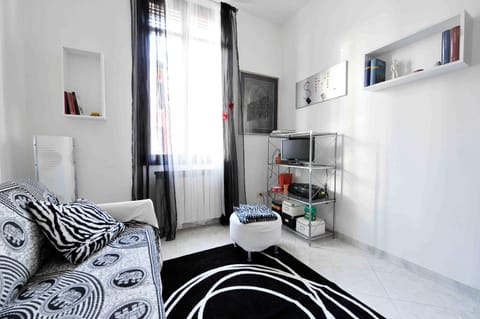 Communal lounge/ TV room, Bedroom