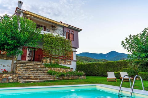 Chariklia's House with private pool House in Magnesia Prefecture, Greece