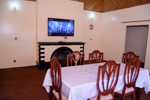Royal Guest House Lodge nature in Harare