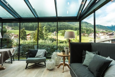 Summer, Area and facilities