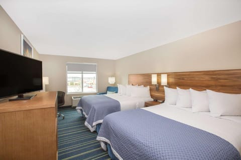 Days Inn & Suites by Wyndham Kearney Hotel in Kearney