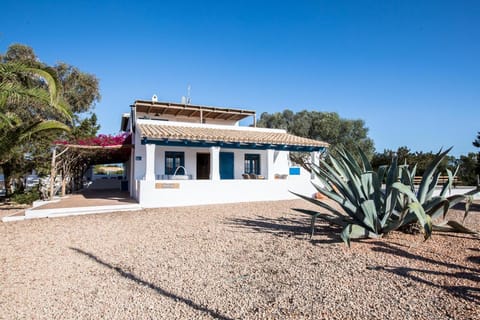 Can Toni Blay House in Formentera
