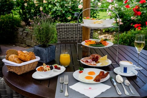 Balcony/Terrace, Breakfast, Continental breakfast, Buffet breakfast