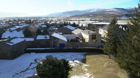 Balcony/Terrace, Garden view, Mountain view, Street view