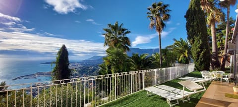 Property building, Garden, Garden view