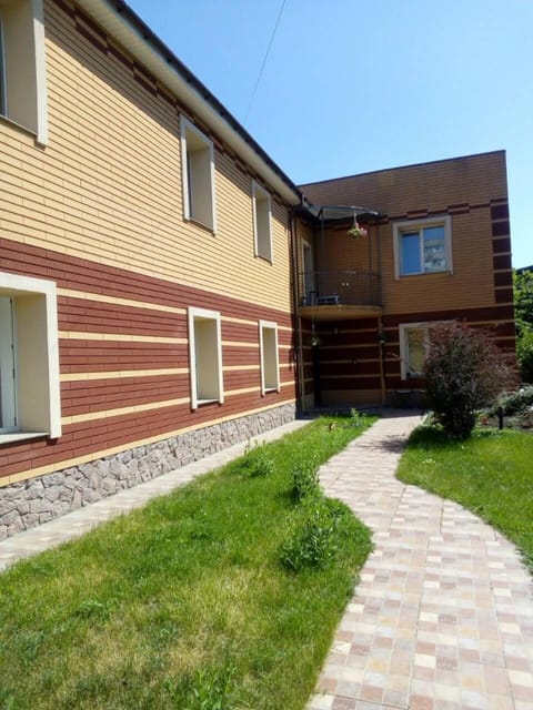 Property building, Facade/entrance, Summer