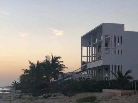 Beachfront Villa Solarium Garden House 1 Villa in State of Yucatan
