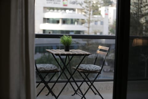 Balcony/Terrace, Landmark view