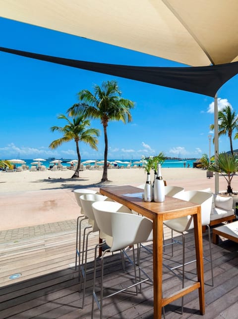Holland House Beach Hotel Hotel in Sint Maarten