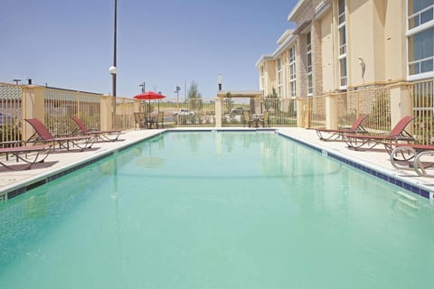 La Quinta by Wyndham Dallas I-35 Walnut Hill Ln Hotel in Irving