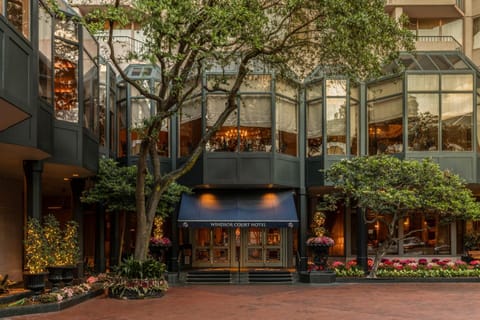 Property building, Facade/entrance, Inner courtyard view