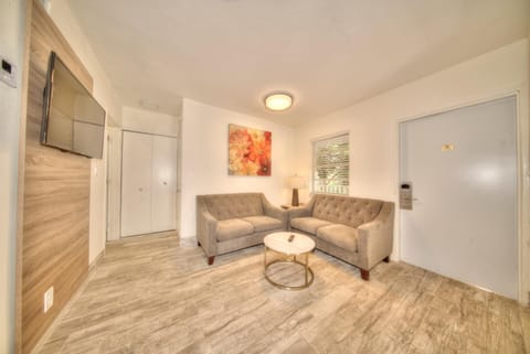 Riverside Apartments By The Beach Apartment in Pompano Beach