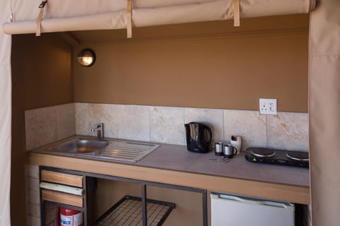 Patio, Coffee/tea facilities, Kitchen or kitchenette