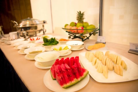 Continental breakfast, Buffet breakfast, Asian breakfast, Italian breakfast, English/Irish breakfast, American breakfast