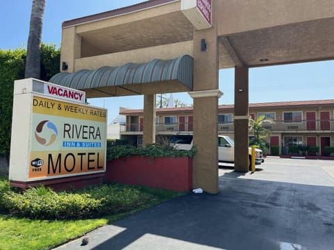 Rivera Inn & Suites Motel Motel in Downey