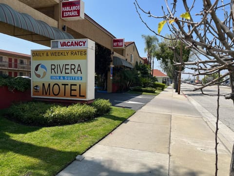 Rivera Inn & Suites Motel Motel in Downey