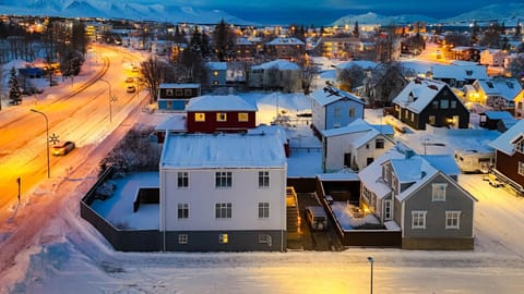 Property building, Bird's eye view, Winter, City view, Street view