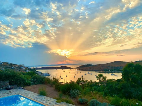 Villa Light House in Kea-Kythnos