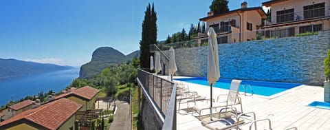 Balcony/Terrace, Swimming pool, Swimming pool