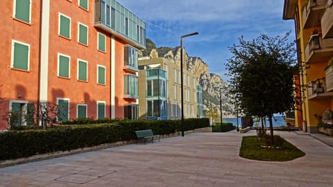 Property building, Neighbourhood, Natural landscape, City view, Lake view