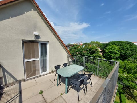 Property building, Off site, Neighbourhood, View (from property/room), Balcony/Terrace, Seating area