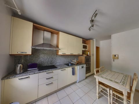 Kitchen or kitchenette, dishwasher, minibar, pet friendly