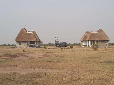 Kasenyi Lake Retreat & Campsite Nature lodge in Uganda