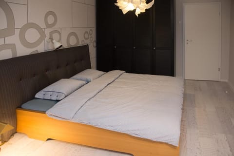 Ultracentral, brand new, modern and cozy apartment Condo in Timisoara