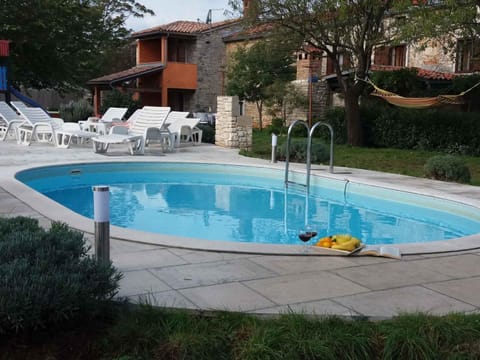 Garden, Swimming pool