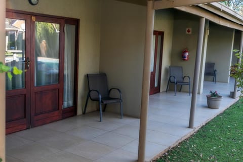 Patio, Garden view