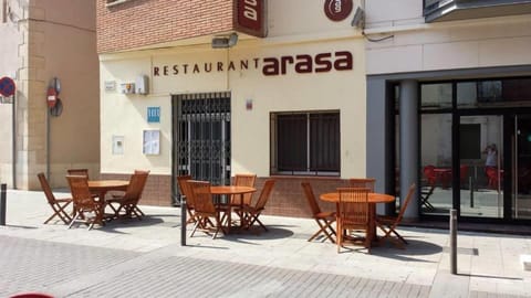 Hostal Restaurante Arasa Bed and Breakfast in Montsià