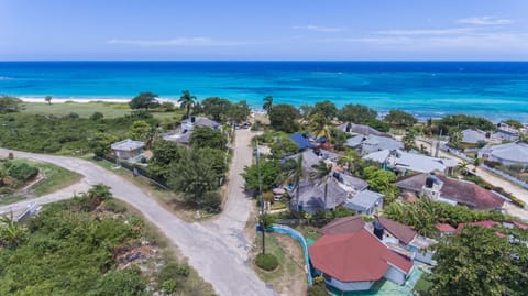 Beach Palms Villa Chalet in Jamaica