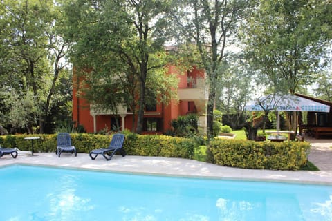 Property building, Garden, Swimming pool