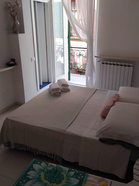 Chez Tamara with private parking and air conditioned Apartamento in Monterosso al Mare