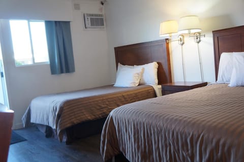 Westward Inn & Suites Motel in Langley