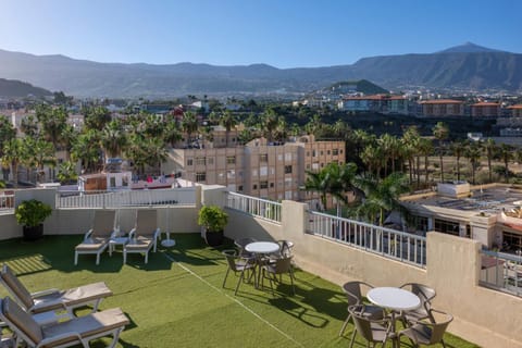 Property building, Balcony/Terrace