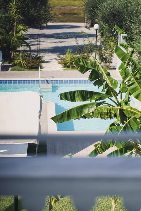 Garden view, Pool view