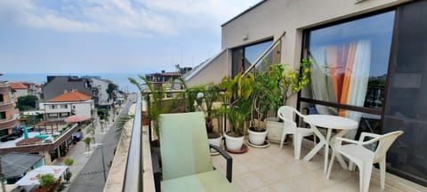 Студио Изгрев Apartment in Burgas