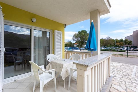 Day, Balcony/Terrace